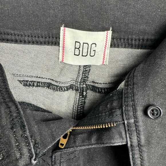 BDG Belted low rise flare Jeans size 28 - Picture 4 of 9